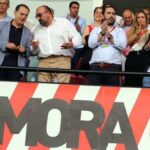 Koldo García con Víctor de Aldama en el palco del Zamora Club de Fútbol