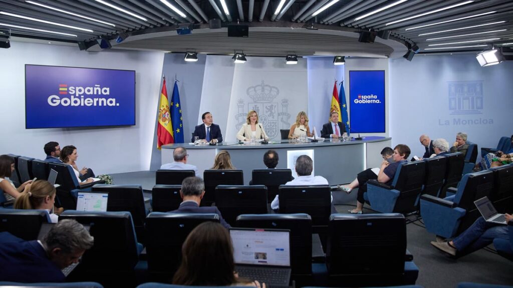 Moncloa sugiere que Sánchez no declarará y traslada a la Audiencia de Madrid la presión para archivar el caso