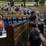 Pedro Sánchez y María Jesús Montero en el Congreso, este miércoles.