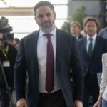 Santiago Abascal, presidente de Vox, a su llegada al pleno del Congreso de los Diputados