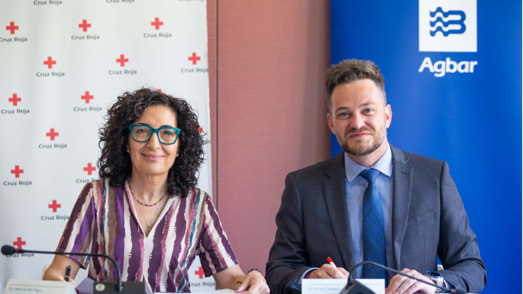 Agbar y Cruz Roja Española reafirman su compromiso con las personas en situación de vulnerabilidad mediante acciones en el ámbito educativo, laboral y ambiental