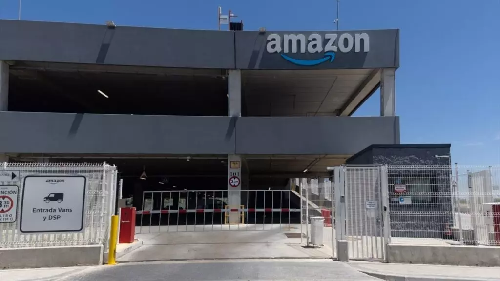 El TSJC anula la 'tasa Amazon' de Barcelona porque infringe el principio de libre circulación de mercancías