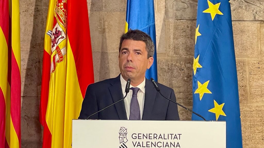Mazón reduce a 9 los departamentos del Gobierno valenciano y nombra a Camarero vicepresidenta