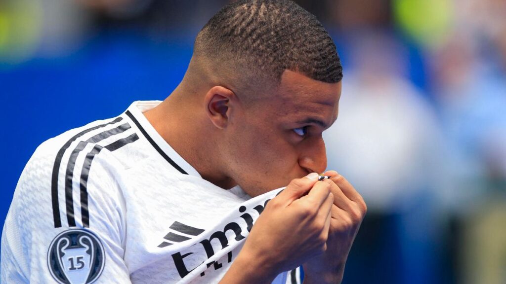 Kylian Mbappé en su presentación como nuevo jugador del Real Madrid