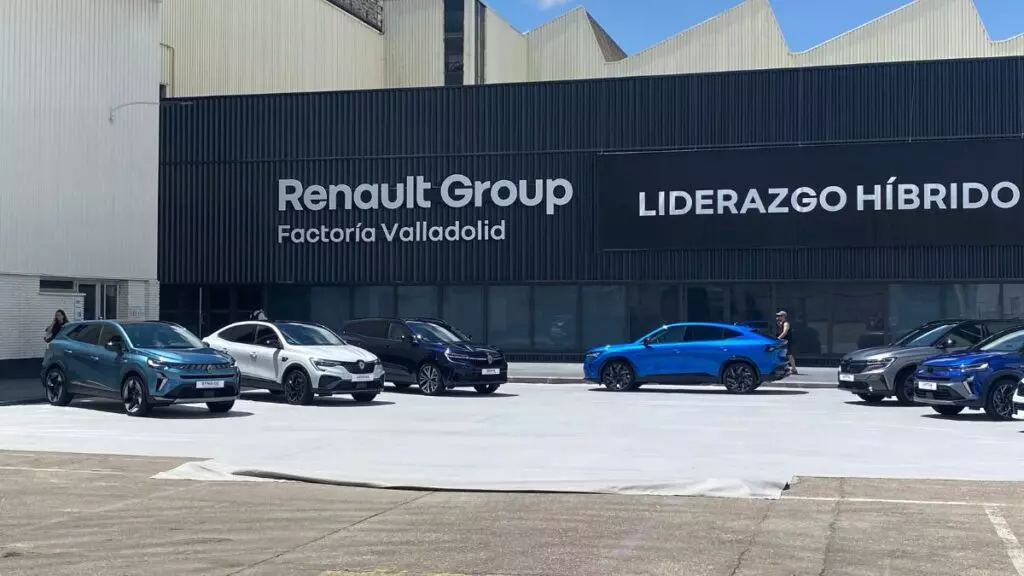 Renault comienza la producción en Valladolid de un segundo modelo, el Symbioz