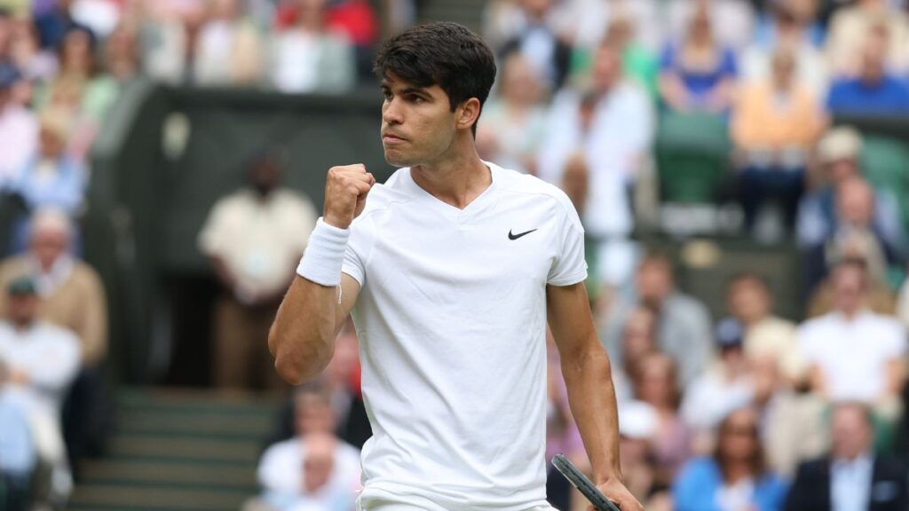 Alcaraz, a un paso de volver a reinar: vence a Medvedev y luchará por su segundo título de Wimbledon consecutivo