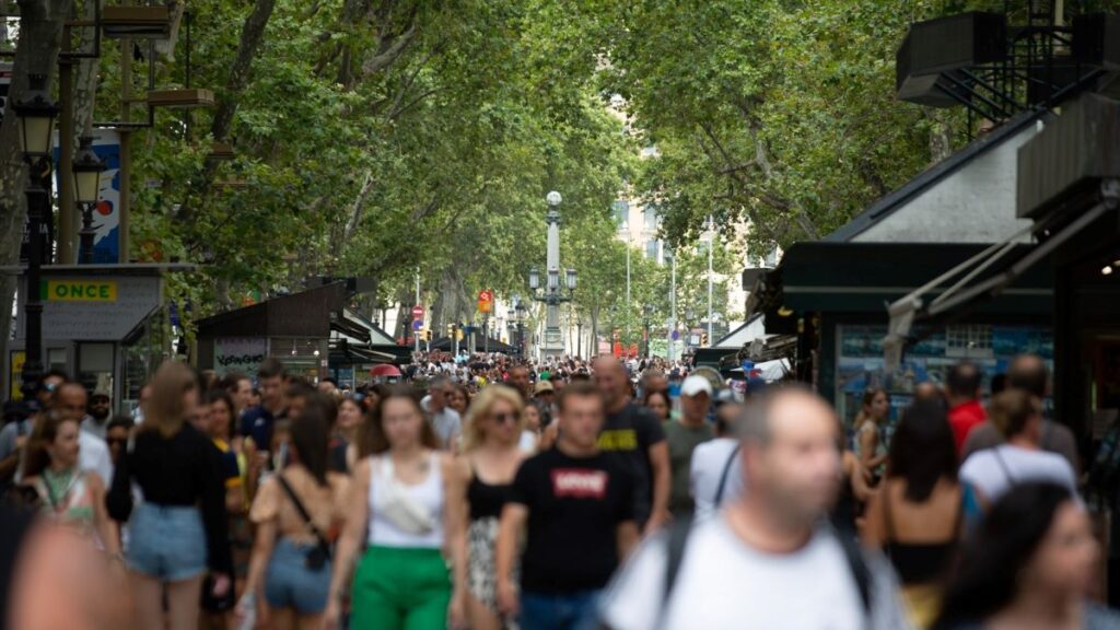 Cataluña es la segunda CCAA con más hogares cobrando rentas mínimas, sólo por detrás de Andalucía