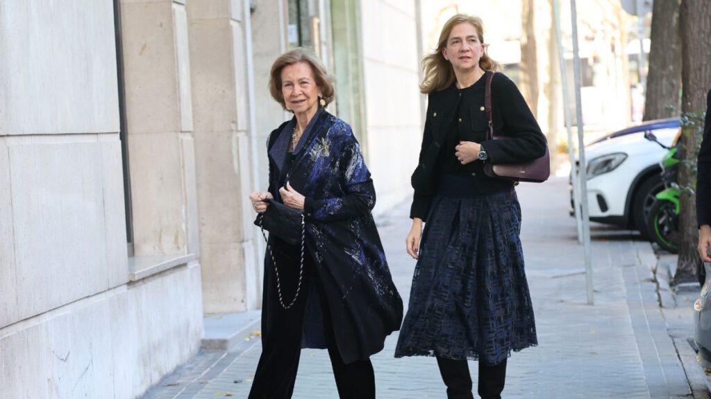 La infanta Cristina y la reina Sofía