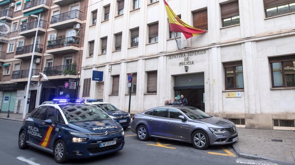 Liberadas once mujeres tras caer en Málaga una de las mayores redes de explotación sexual en pisos de citas