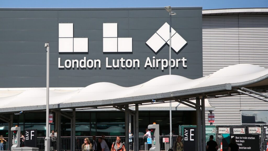 Foto de archivo del aeropuerto de Luton.