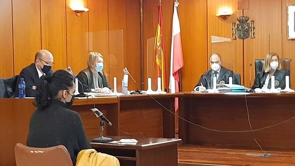 Juicio a la prostituta rumana condenada por estafar casi un millón de euros a un cliente