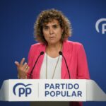 La portavoz del PP en el Parlamento Europeo, Dolors Montserrat, durante su rueda de prensa