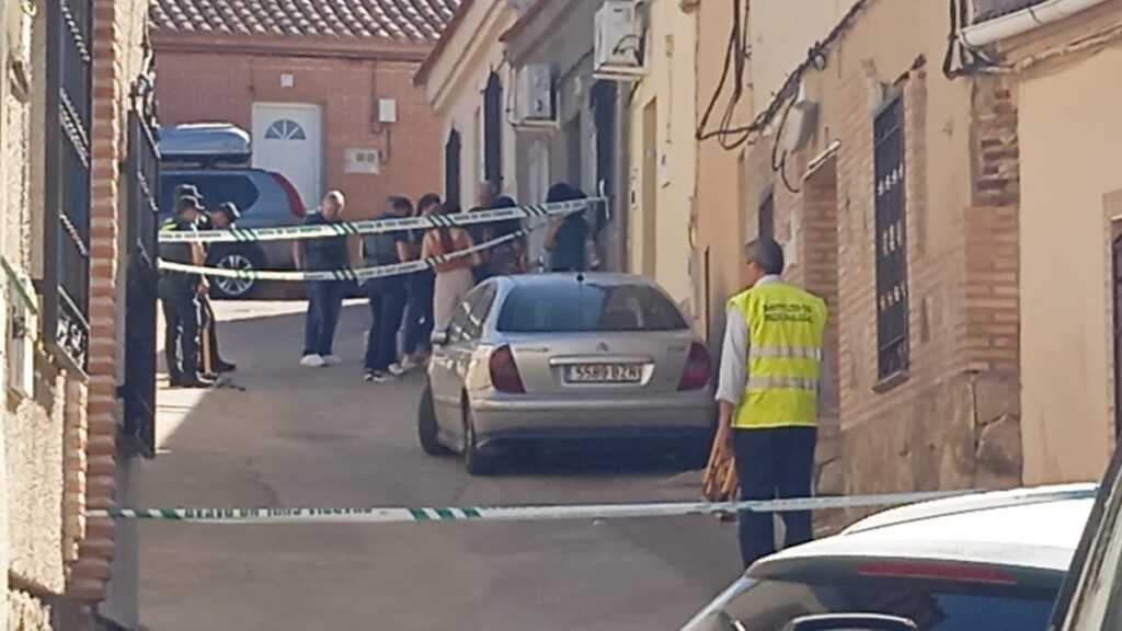 Efectivos de la Guardia Civil en Otero donde un varón ha matado a su hijastra y ha herido a la madre de ésta. Fecha: 17/08/2024.