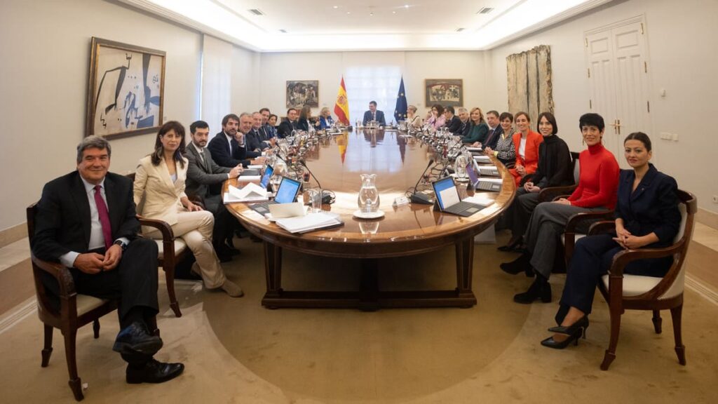 Pedro Sánchez preside una reunión del Consejo de Ministros.