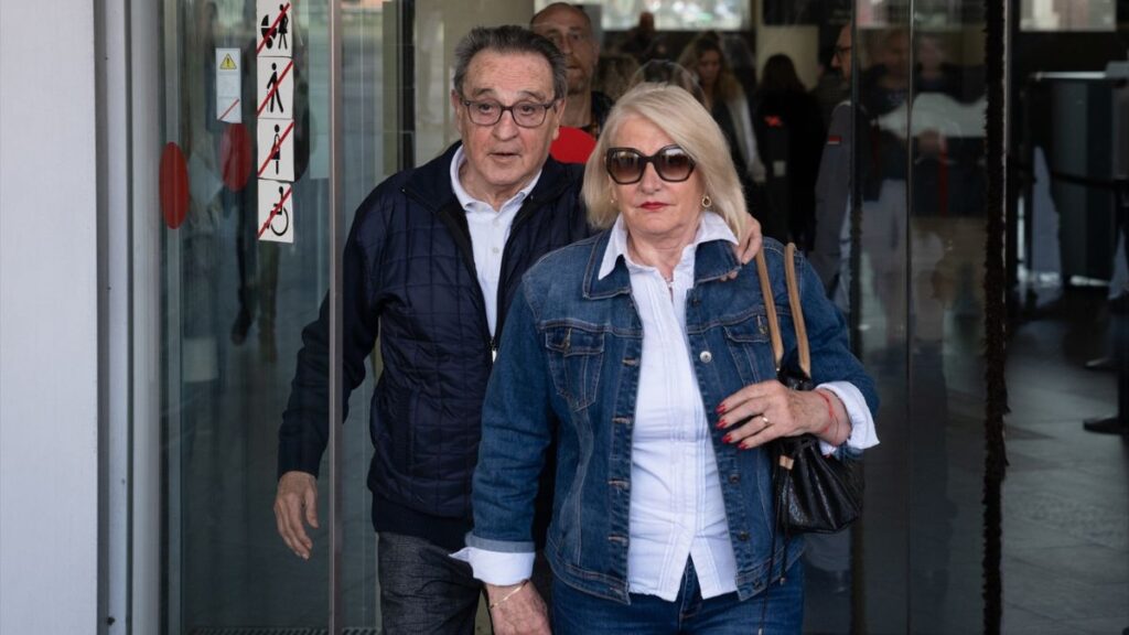 La Guardia Civil descubre tres millones de euros sin justificar en las cuentas de la esposa de Negreira