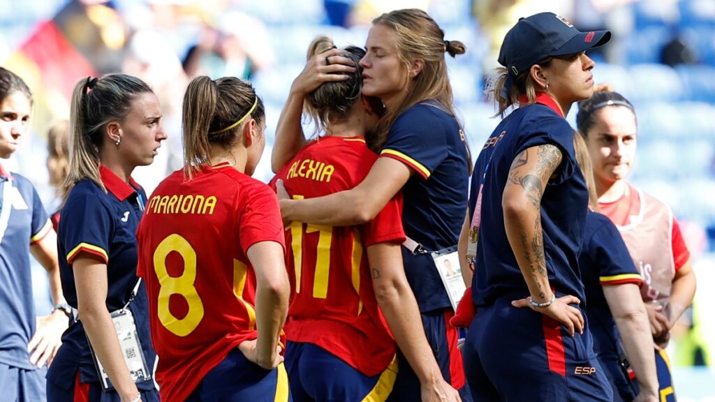 Las jugadoras de España tras perder la medalla de bronce en los JJ.OO.