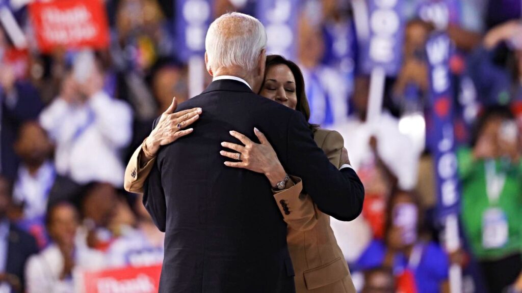 Joe Biden pasa oficialmente el testigo a Kamala Harris y se despide del Partido Demócrata en la Convención