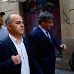 Puigdemont, por las calles de Barcelona junto a Turull tras su soflama del pasado jueves.