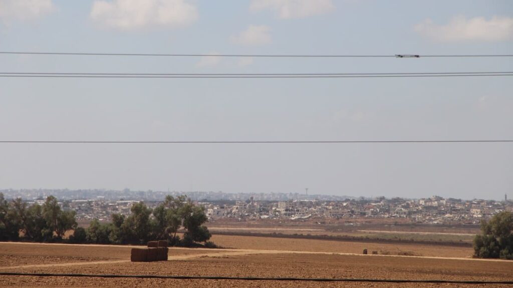 Panorámica de Gaza desde el kibutz Nir Oz (Israel)