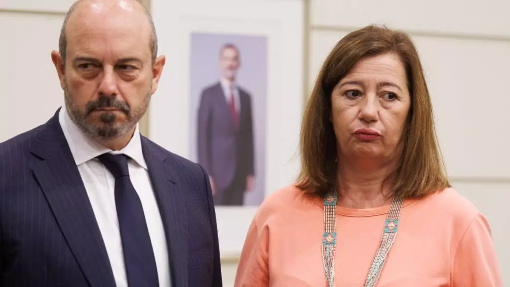 El presidente del Senado, Pedro Rollán y la presidenta del Congreso de los Diputados, Francina Armengol.