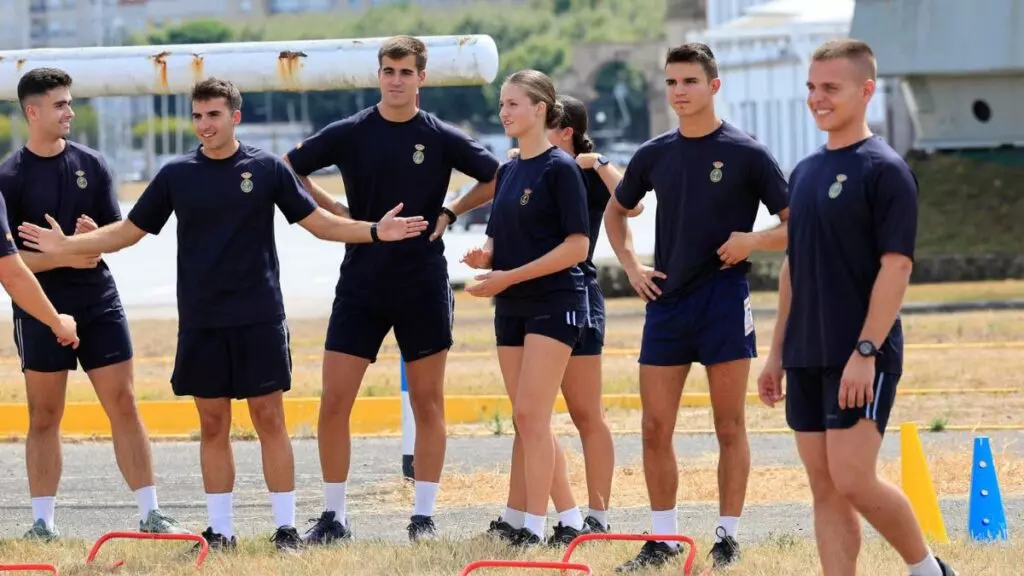 La princesa Leonor debutó el primer día en una competición deportiva inter brigadas