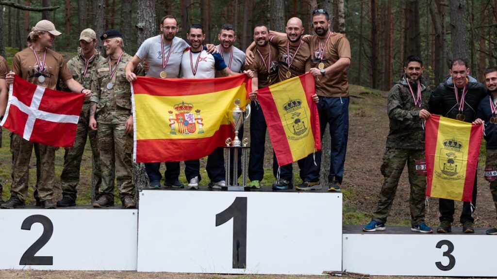 El Ejército español 'barre' a sus contrincantes en una de las pruebas físicas más exigentes a las puertas de Rusia