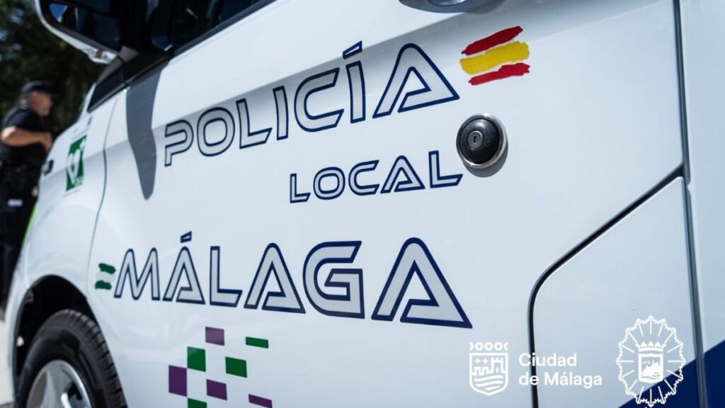 La Policía de Málaga detiene a un individuo tras apuñalar gravemente a su padre de 85 años e intentar fugarse