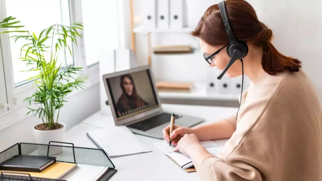 Un gran número de empresas estarían meditando poner fin al teletrabajo.