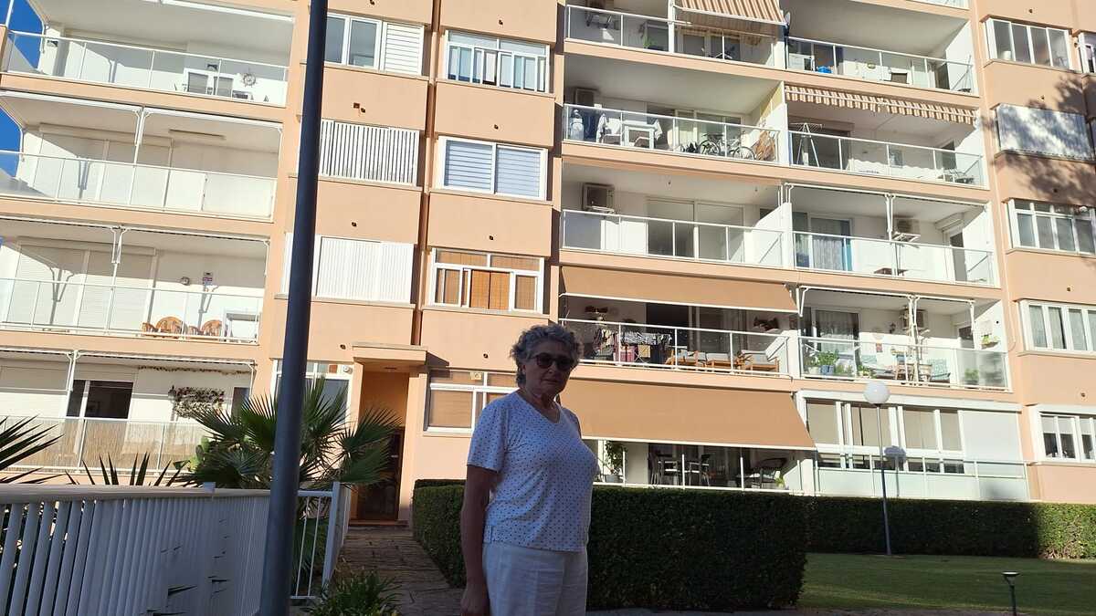 La pensionista que mantiene a la familia inquiokupa en Calviá (Mallorca)